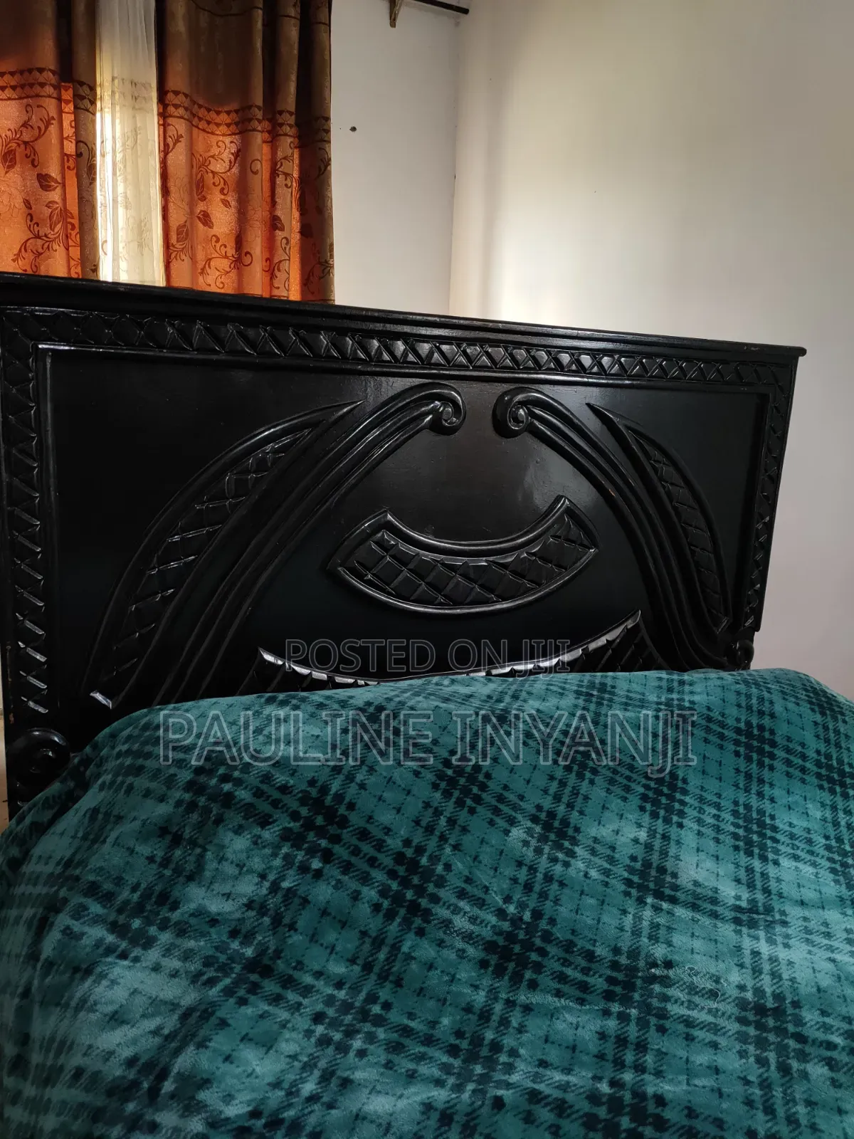 5by 6 Mahogany Bed