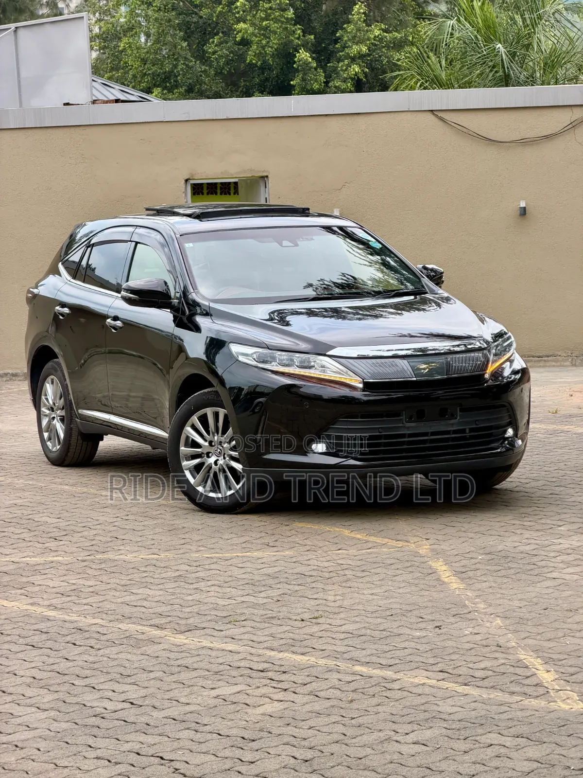 Toyota Harrier 2019 Black