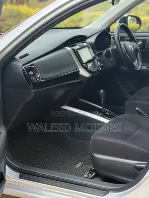 Toyota Corolla Fielder 2019 Silver