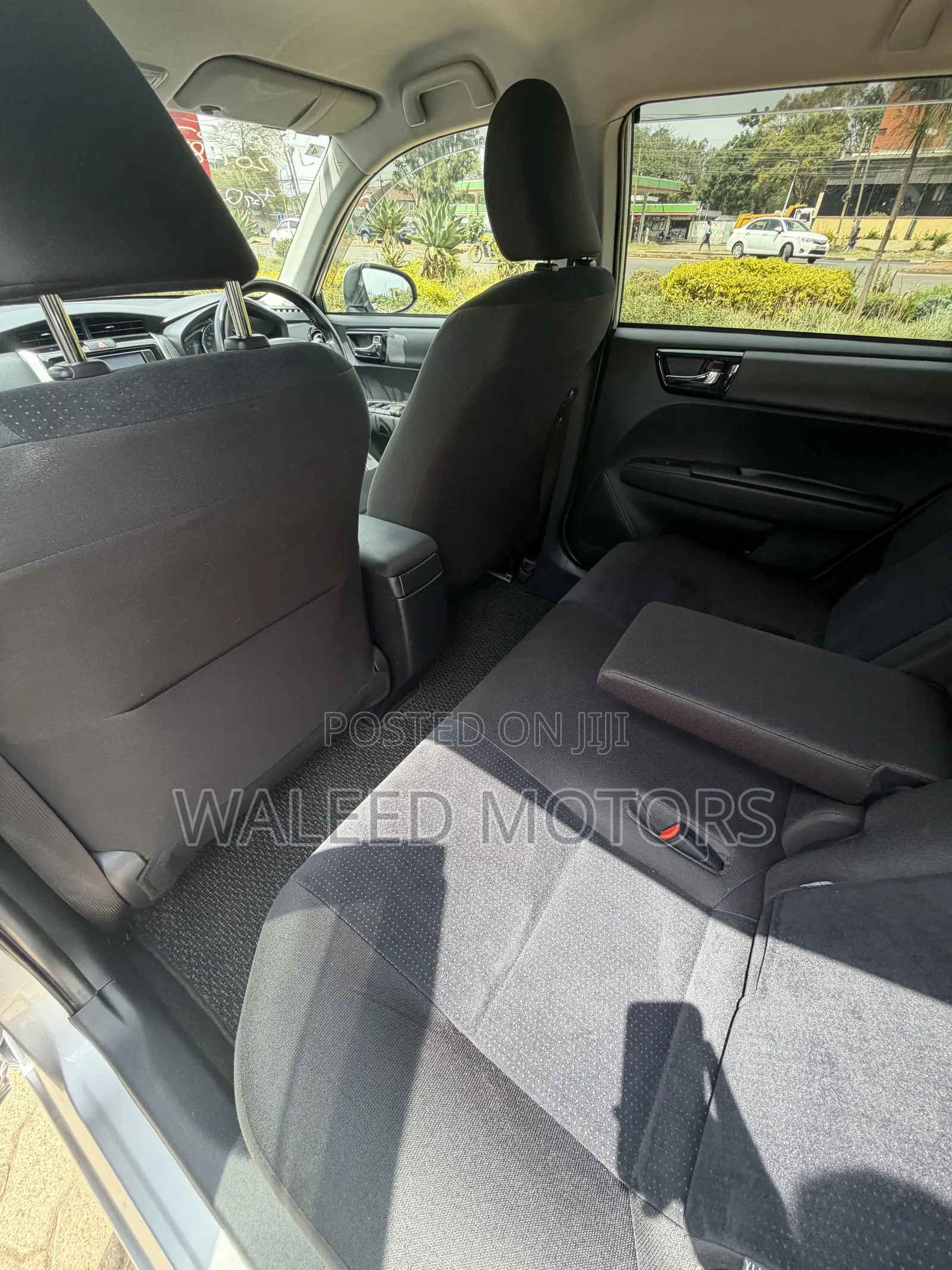 Toyota Corolla Fielder 2019 Silver