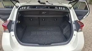 Toyota Auris 2016 White