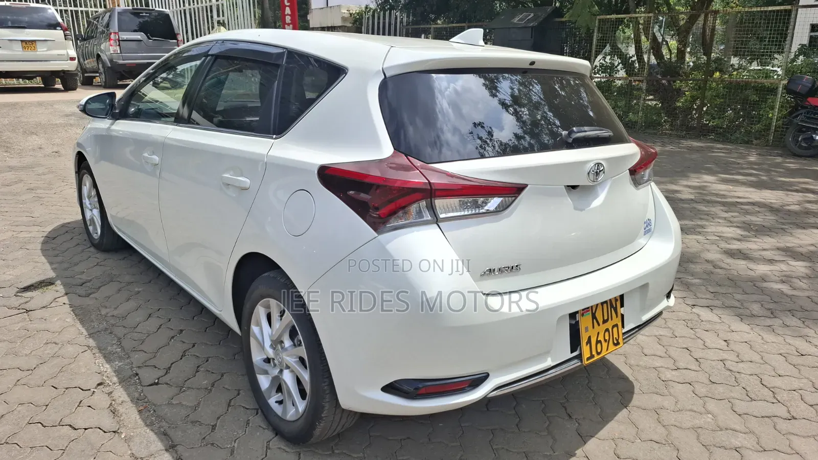 Toyota Auris 2016 White