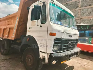 Tata Tipper 2018 White