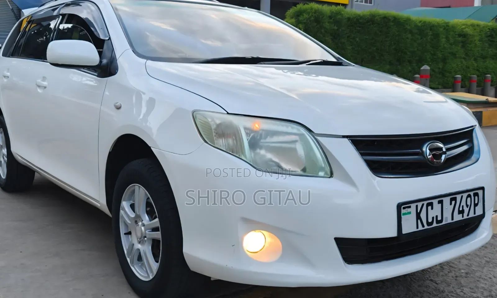 Toyota Corolla Fielder 2010 White