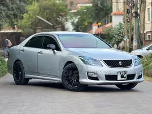 Toyota Crown 2009 Silver