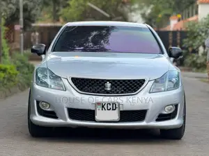 Toyota Crown 2009 Silver