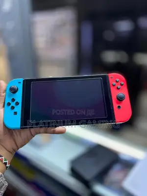 Ex-Uk Nintendo Switch With Games