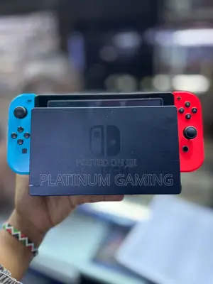 Ex-Uk Nintendo Switch With Games