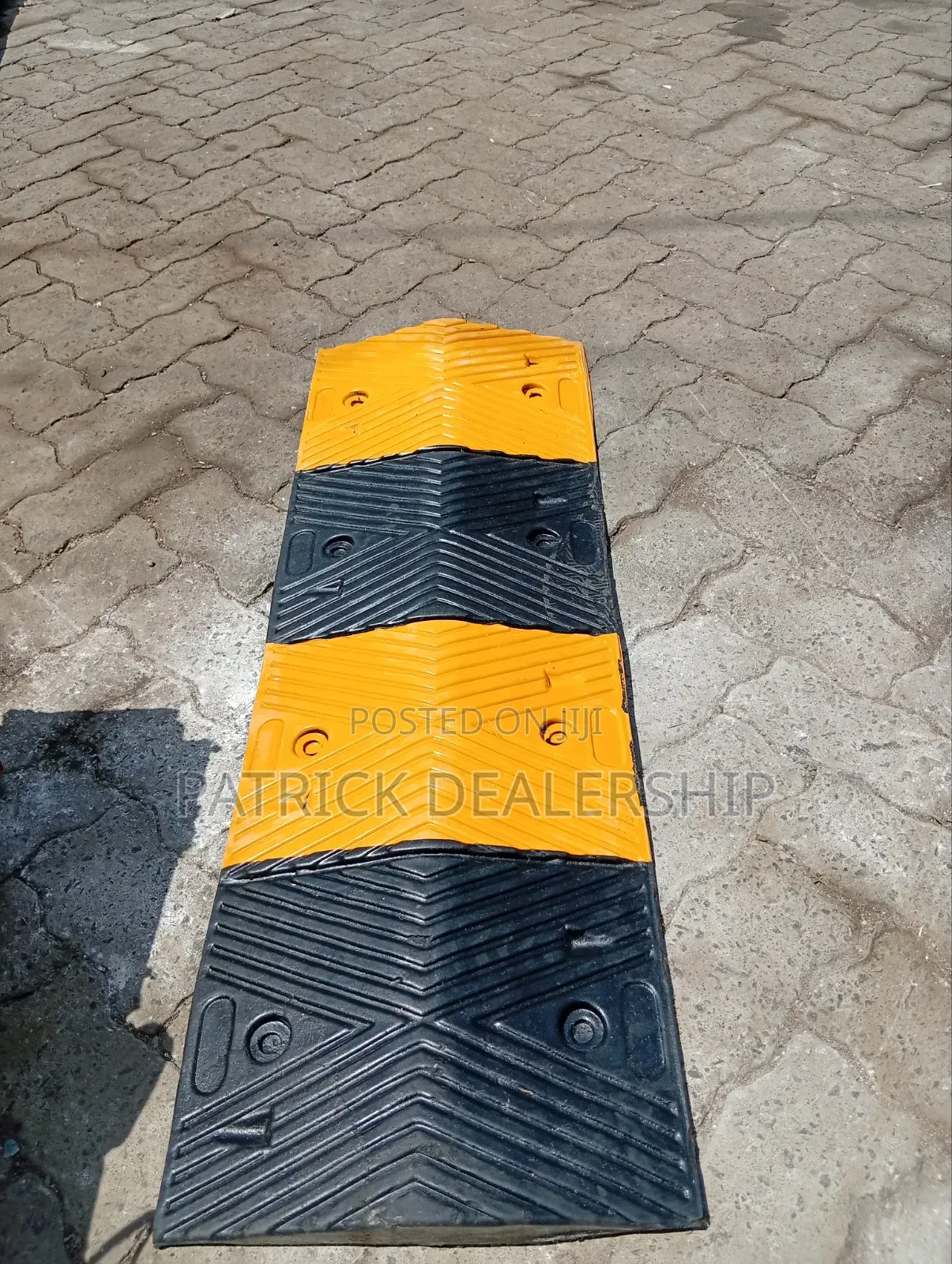 Estate Rubber Speed Bump