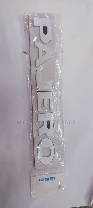 Emblem Pajero