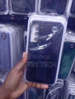 SG S22 Plus Case With a Flush-Fitting, Foldable Strip on the Back