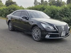 Toyota Crown 2015 Black