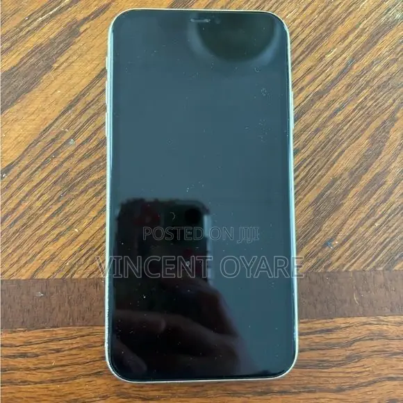Apple iPhone 11 128 GB White