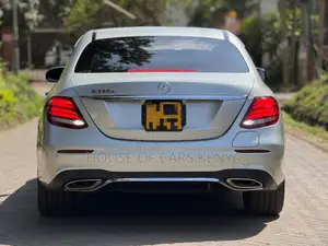 Mercedes-Benz E350e 2019 Silver