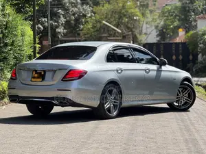 Mercedes-Benz E350e 2019 Silver