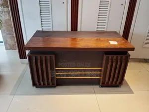 Reliable Modern Executive Office Table - 1.4m