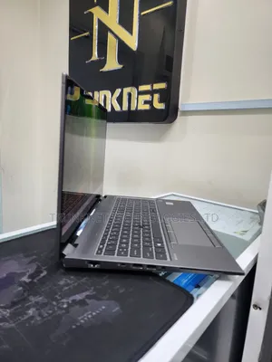 Laptop HP ZBook Firefly 16inch G9 16GB Intel Core i7 SSD 512GB