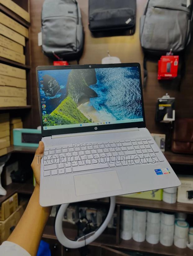 New Laptop HP 15 8GB Intel Core i7 SSD 512GB - thumbnail 3