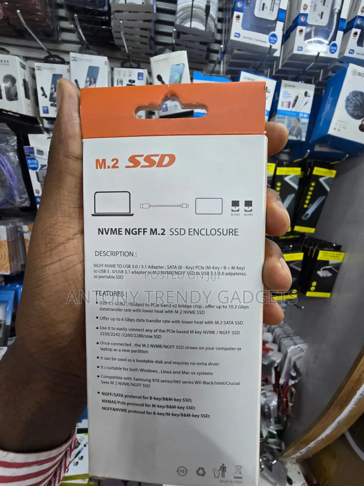 USB 3.1 Gen 2 M.2 NVMe SATA SSD Enclosure 10Gbps