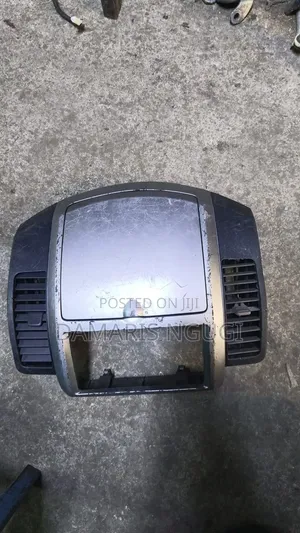 Nissan Note Dashboard Console 2008-2010