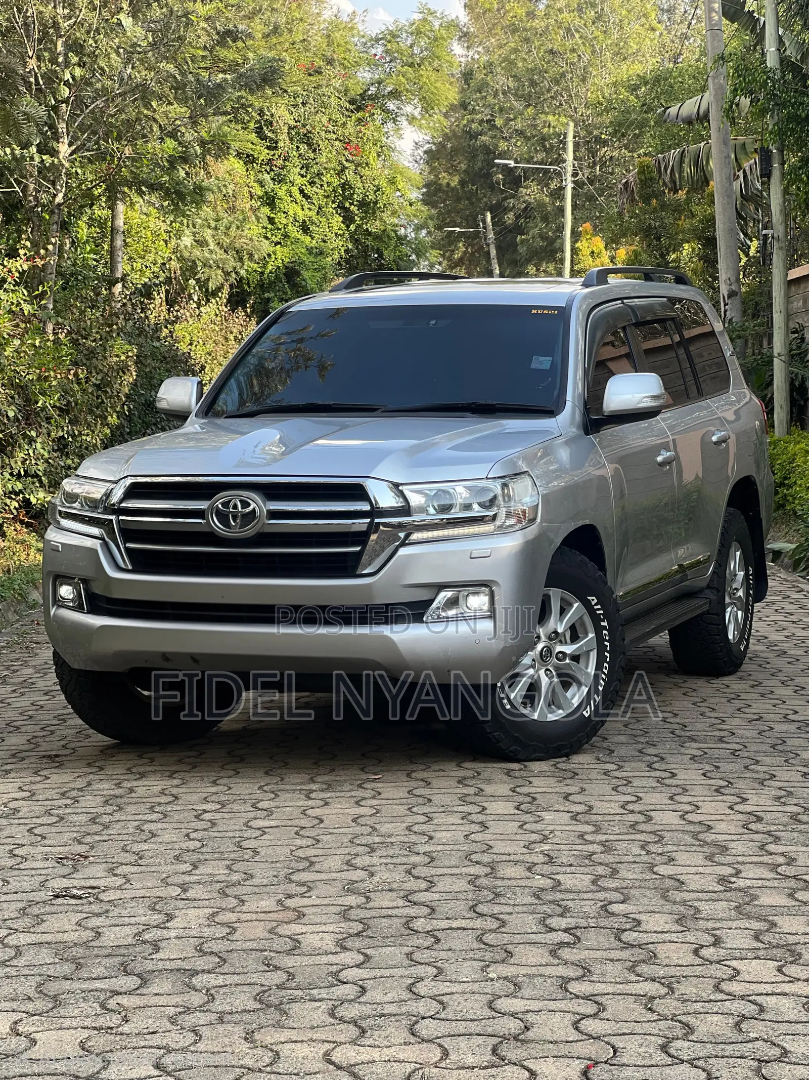 Toyota Land Cruiser 4.5 V8 VXR 2017 Silver