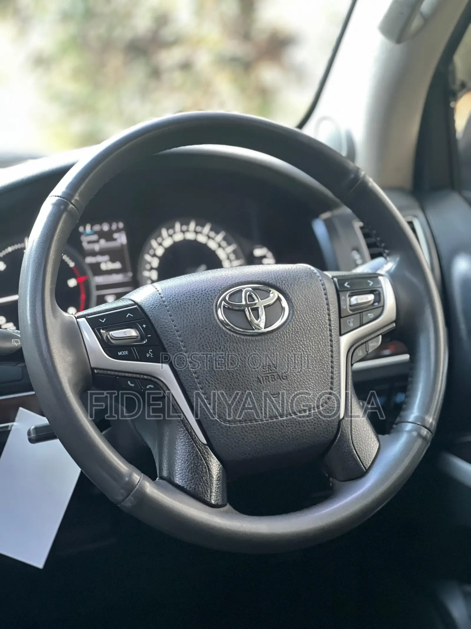 Toyota Land Cruiser 4.5 V8 VXR 2017 Silver