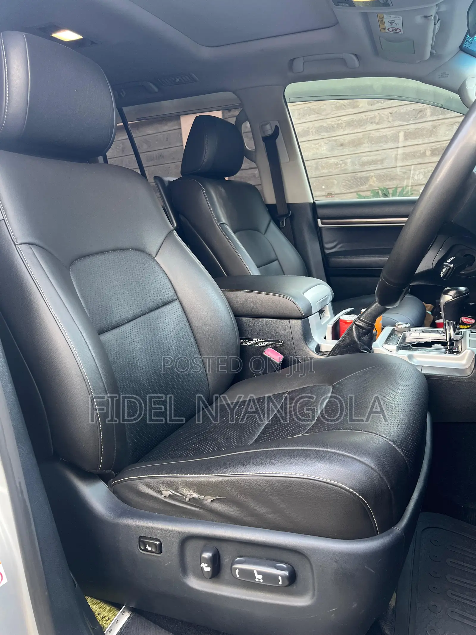 Toyota Land Cruiser 4.5 V8 VXR 2017 Silver