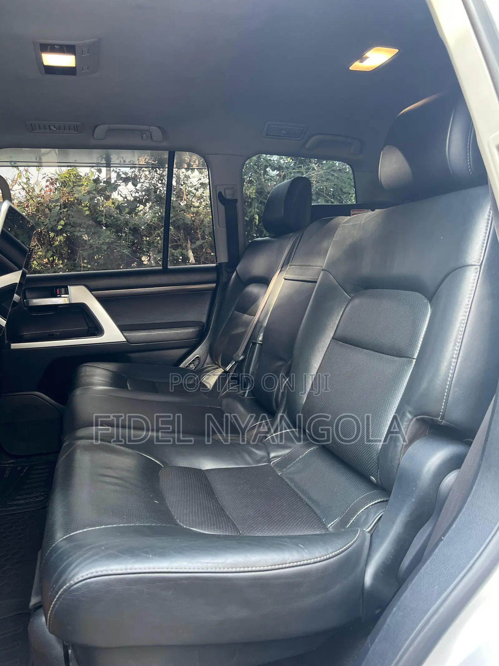 Toyota Land Cruiser 4.5 V8 VXR 2017 Silver