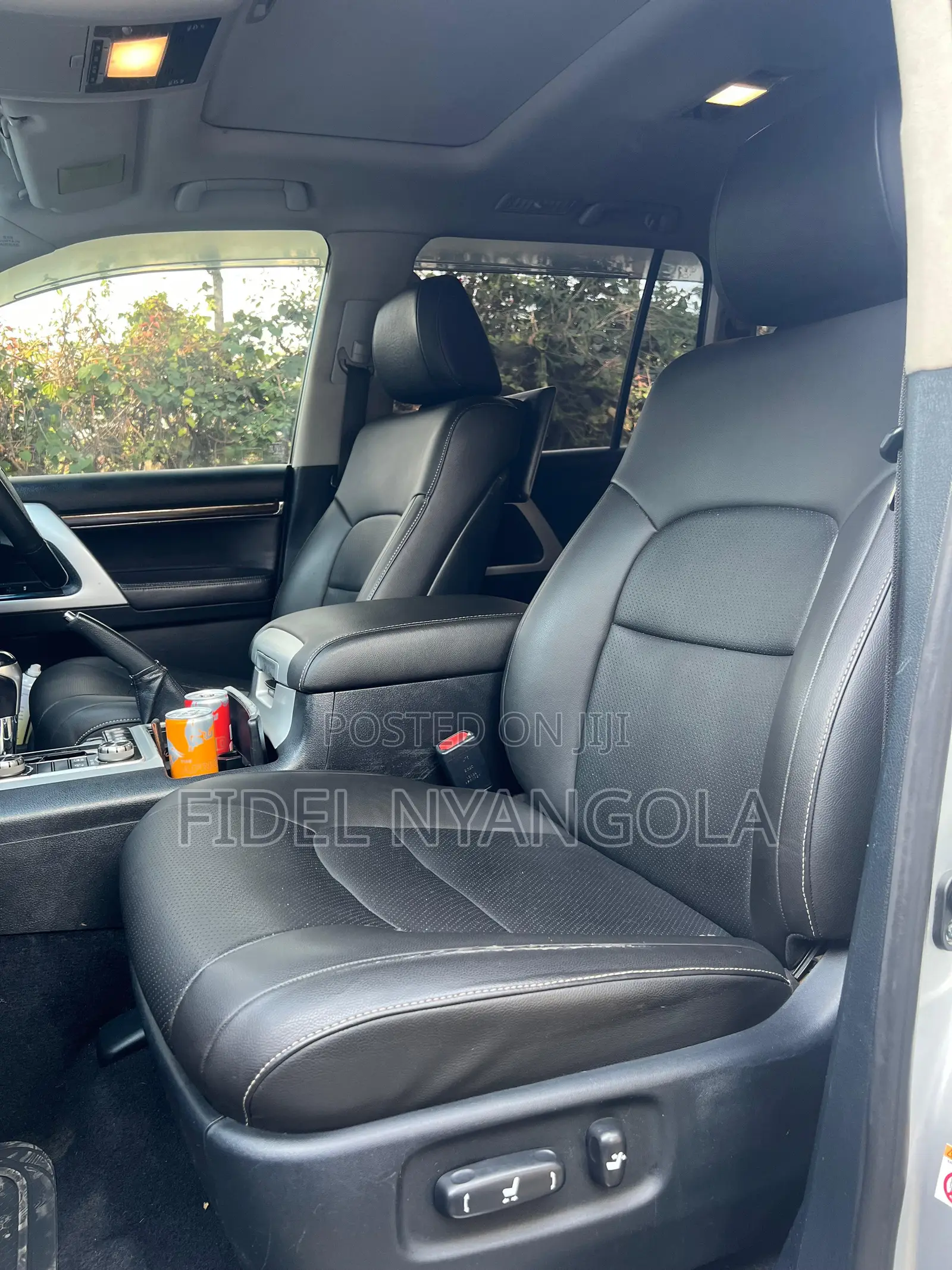 Toyota Land Cruiser 4.5 V8 VXR 2017 Silver