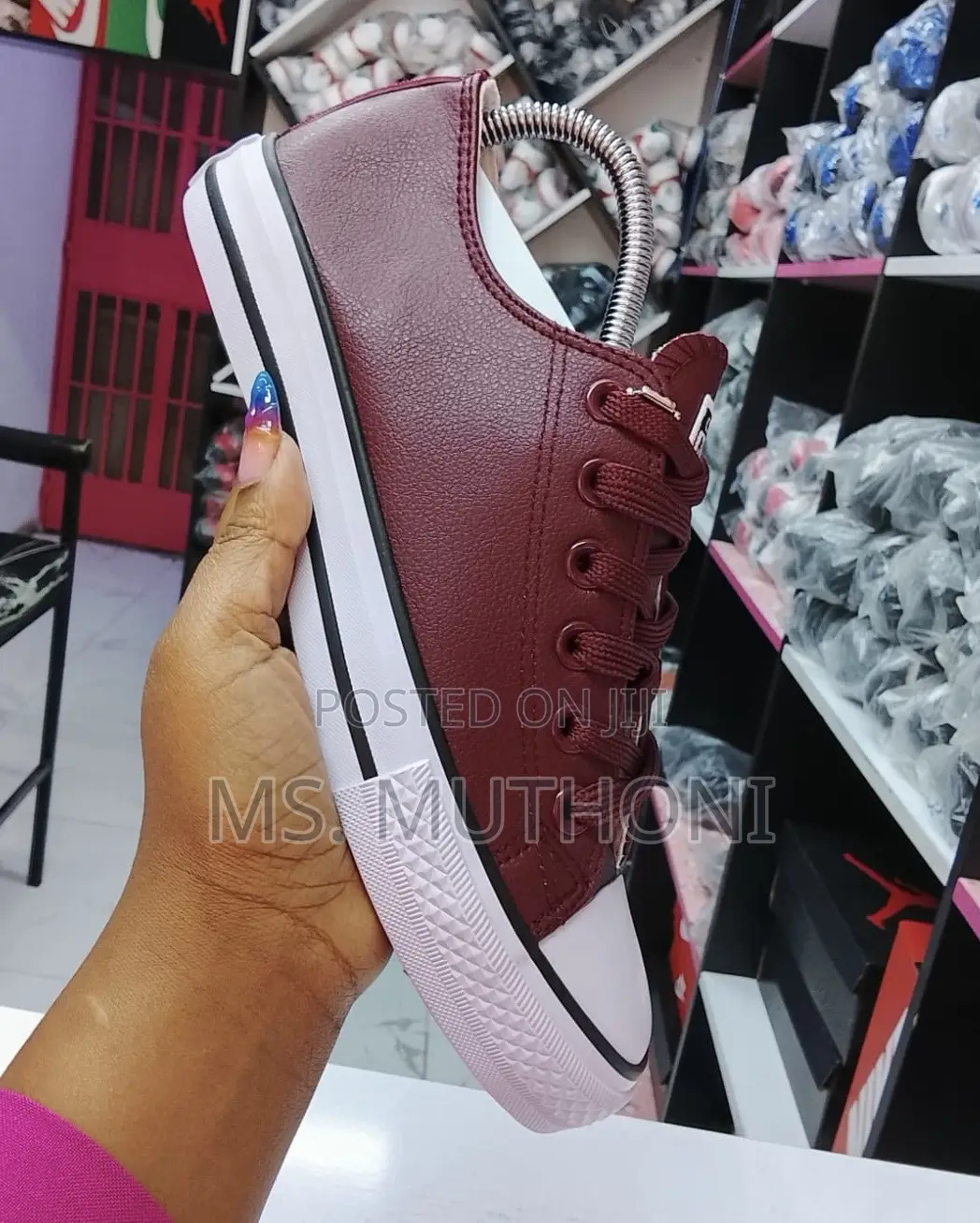 Smooth Leather Finish Converse Low Tops Size 38-45
