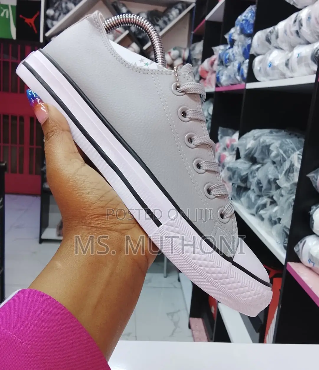Smooth Leather Finish Converse Low Tops Size 38-45