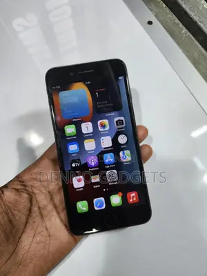 Apple iPhone 7 Plus 128 GB Black