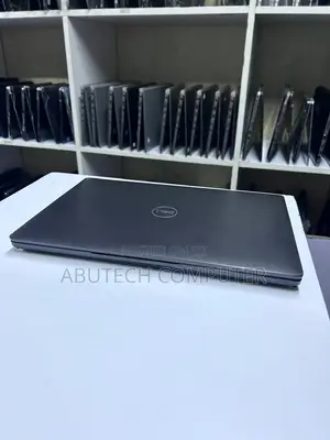 Laptop Dell Latitude 5300 8GB Intel Core i5 SSD 256GB