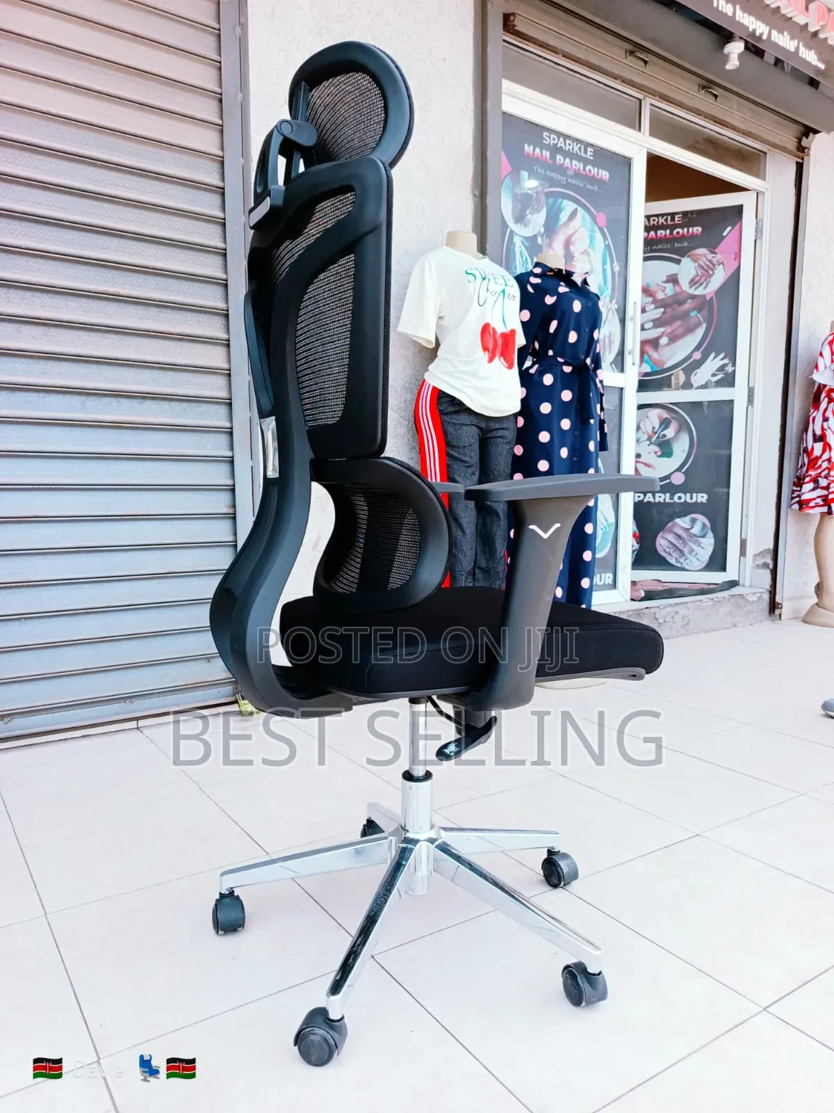 High Back Ergonomic Office Chair Favorable and Affordable