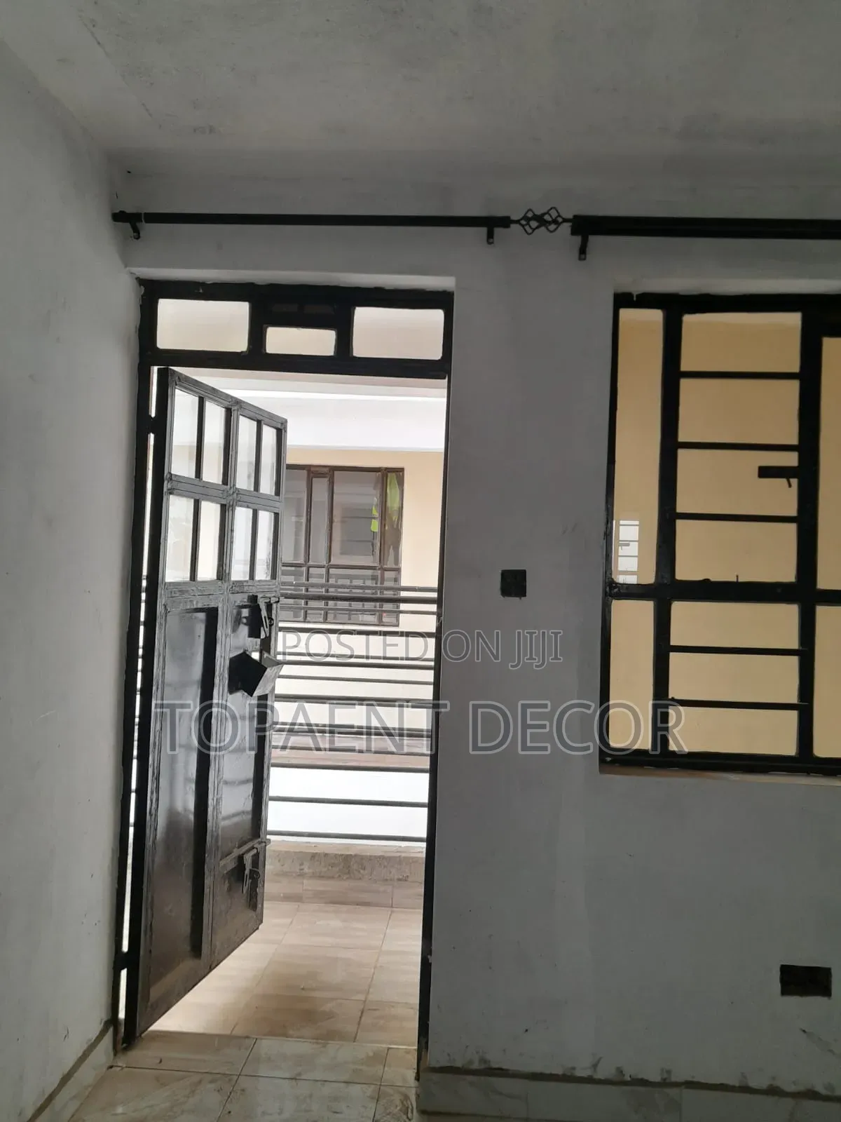 Quality Apartment Curtain Rods