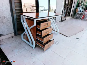 Steel Stand Modern Office/Home Study Table