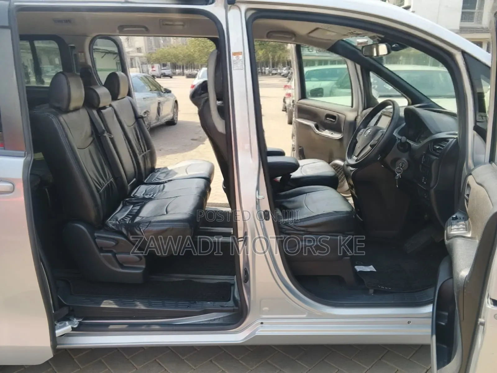 Toyota Voxy V 2WD 7-Seater 2019 Silver
