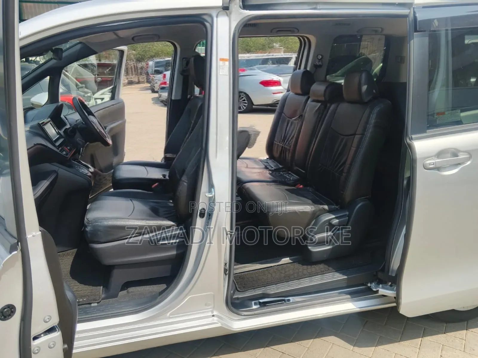 Toyota Voxy V 2WD 7-Seater 2019 Silver
