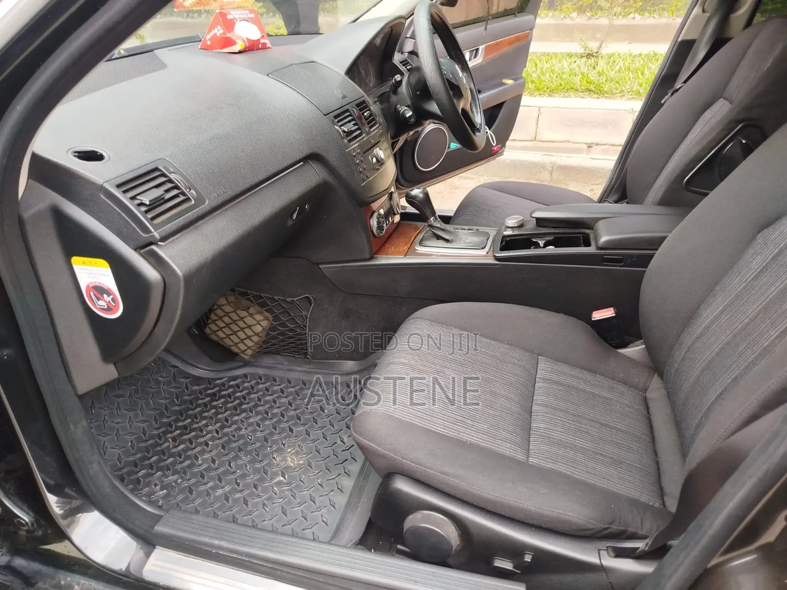 Mercedes-Benz C200 2008 Black