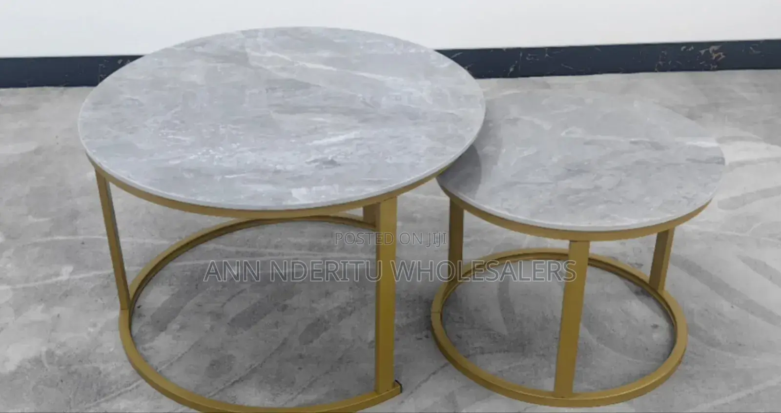 Round Nesting Coffee Table