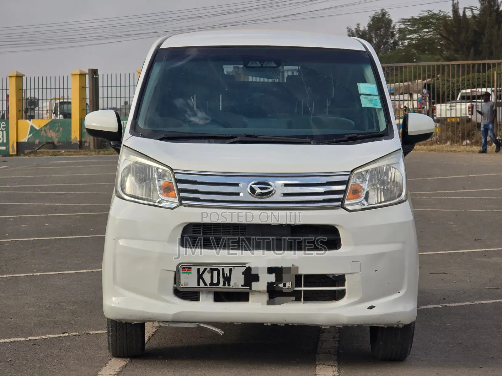 Daihatsu Move 2018 White