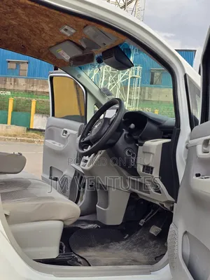 Daihatsu Move 2018 White
