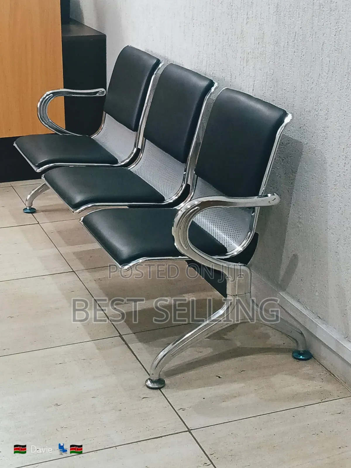 New Modern 3 Links Chair Padded