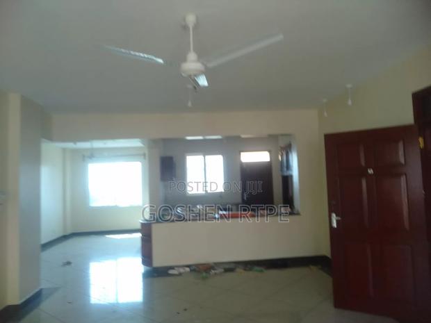 3bdrm Apartment in Kizingo for rent - thumbnail 4