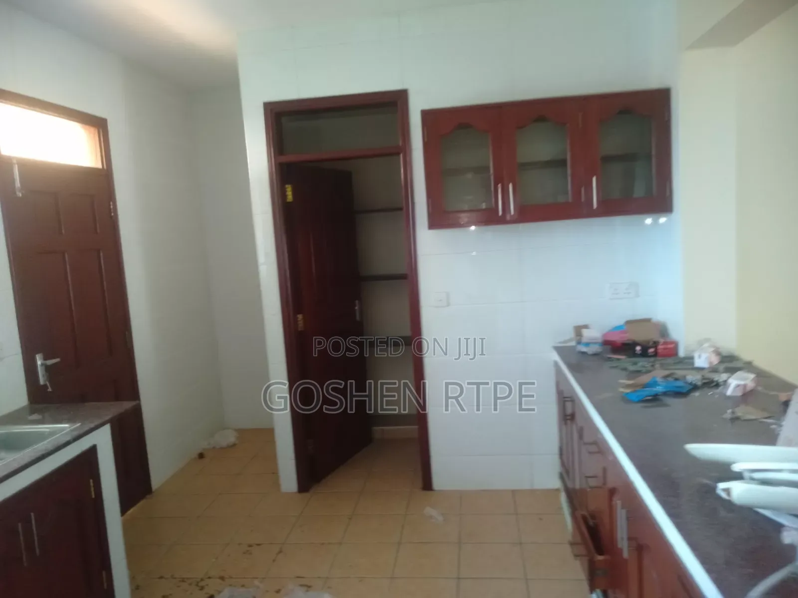 3bdrm Apartment in Kizingo for rent