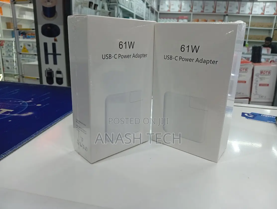 61W USB-C Laptop Charger – Fast Charging Power Adapter
