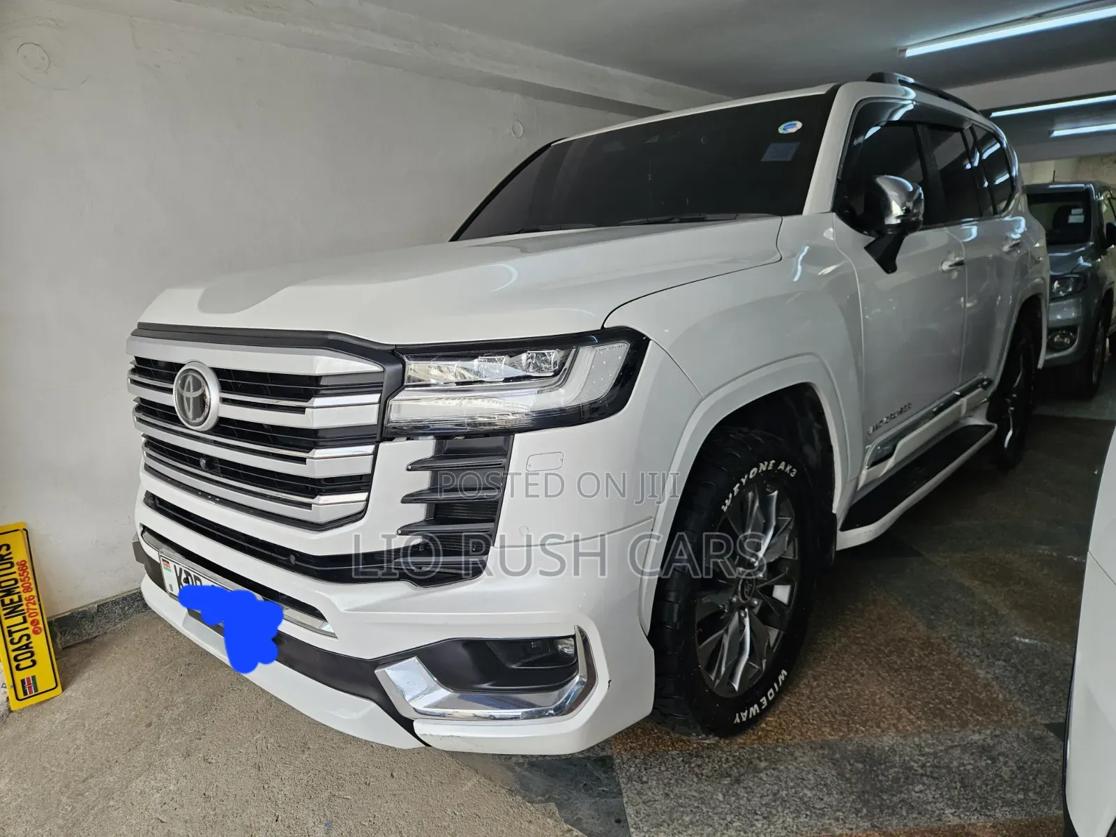 Toyota Land Cruiser 2020 White