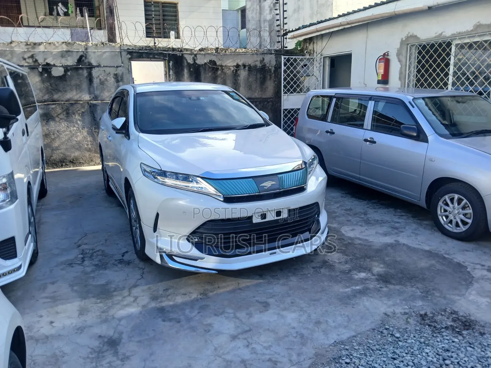 Toyota Harrier 2019 White