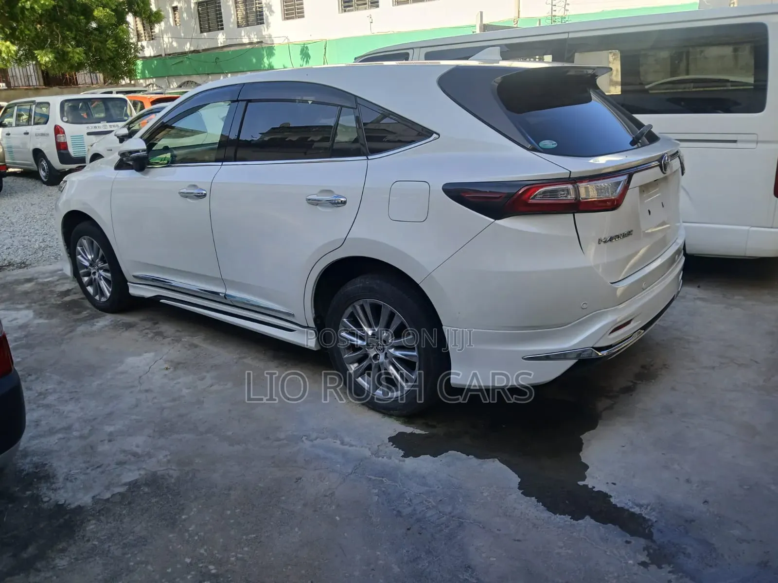 Toyota Harrier 2019 White