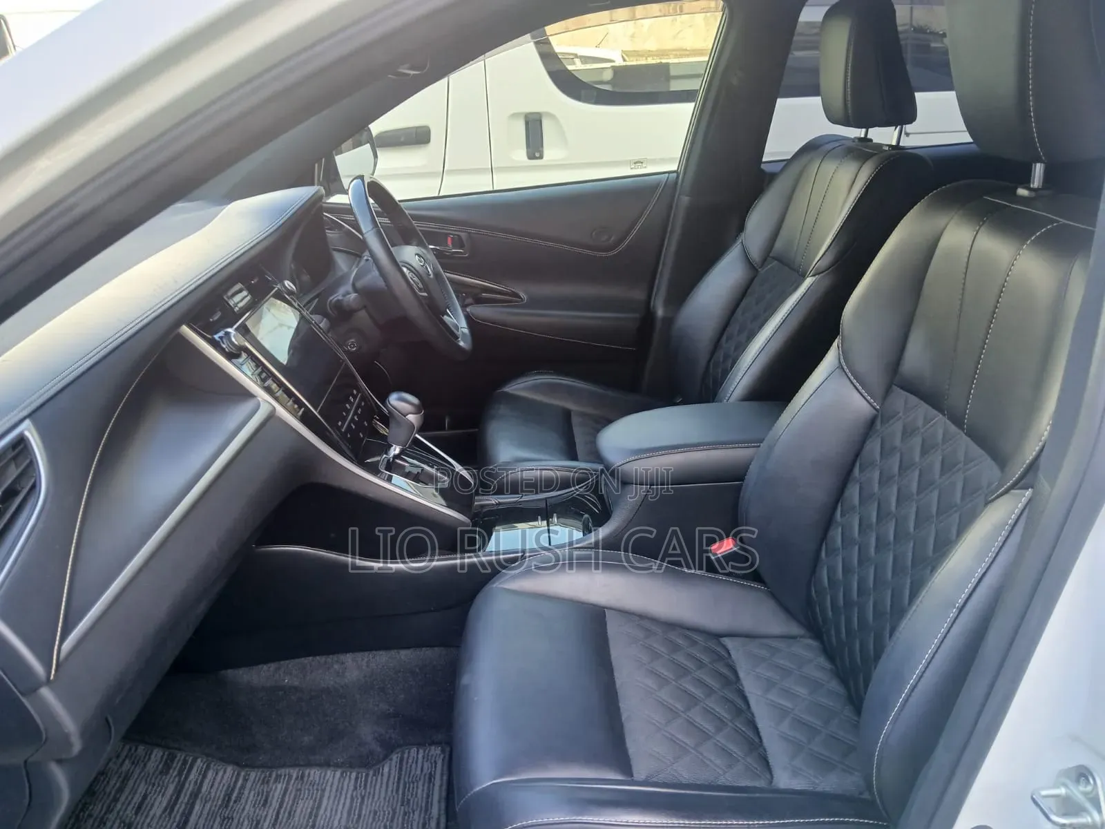 Toyota Harrier 2019 White